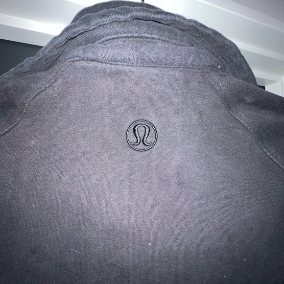 Lululemon jacket - Picture 3 of 5